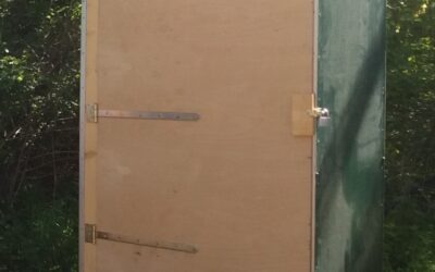 16. Mai: Wir bauen eine Komposttoilette, Teil 2